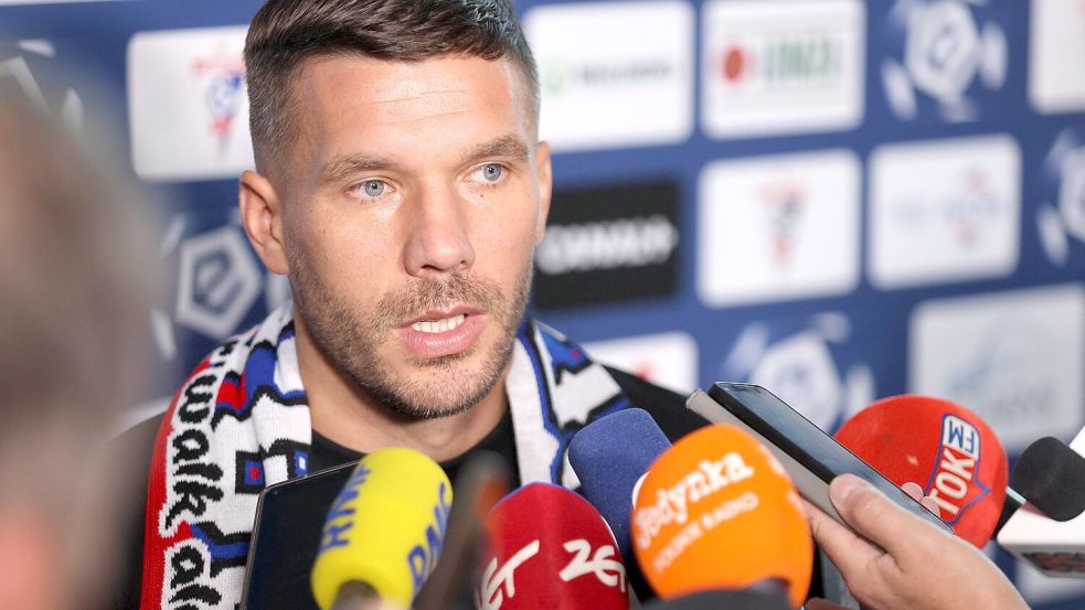 Lukas Podolski spielt seit 2021 bei Gornik Zabrze in der polnischen Profiliga. Foto: Andrzej Grygiel/pap/dpa