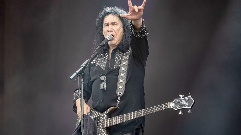 Nach dem Abschied von Kiss macht Gene Simmons als Solokünstler weiter. (Archivfoto) Foto: Axel Heimken/dpa