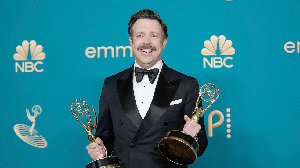 Hauptdarsteller Jason Sudeikis gewann für „Ted Lasso“ Emmys. (Archivbild) Foto: Jae C. Hong/Invision/AP/dpa