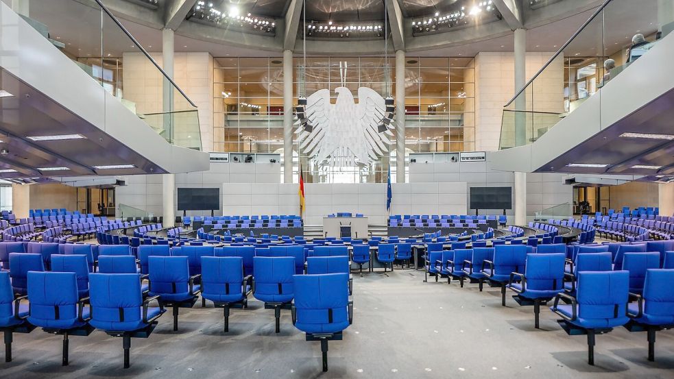 Die Sitzverteilung im Bundestag bleibt nach dem endgültigen Ergebnis gleich. Foto: Michael Kappeler/dpa