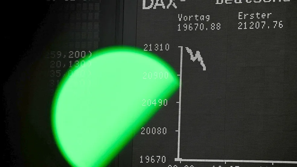 Mit 1,43 Prozent Zuwachs stabilisiert sich der Dax weiter. Foto: dpa/Arne Dedert