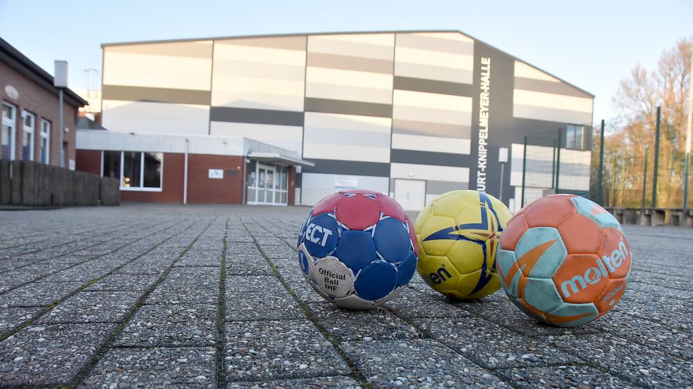 Handballturnier Im Brookmerland: Ansturm Auf Den Letzten Drücker In ...