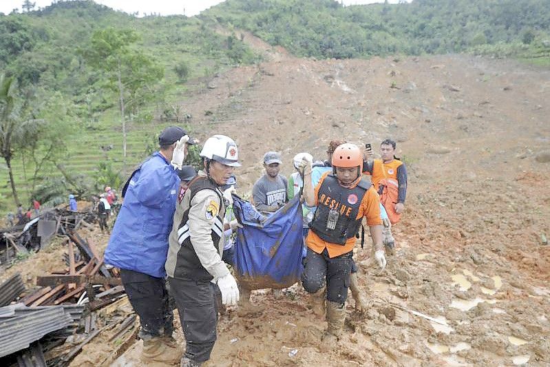 Dutzende Tote Nach Erdrutsch In Indonesien - Ostfriesische Nachrichten